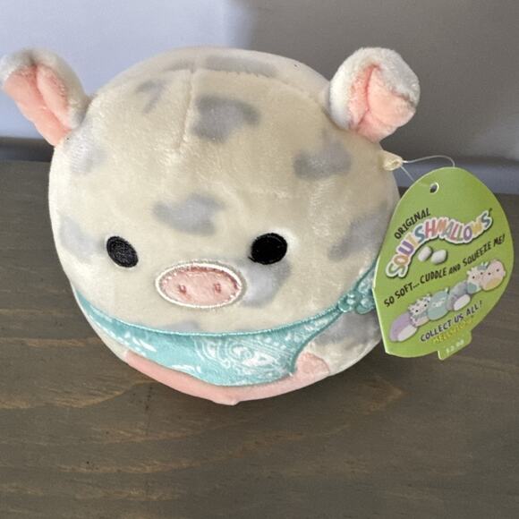 5" SQUISHMALLOWS Rosie The Spotted Pig With Bandana Plush EASTER 2021 KELLYTOY - Picture 2 of 7